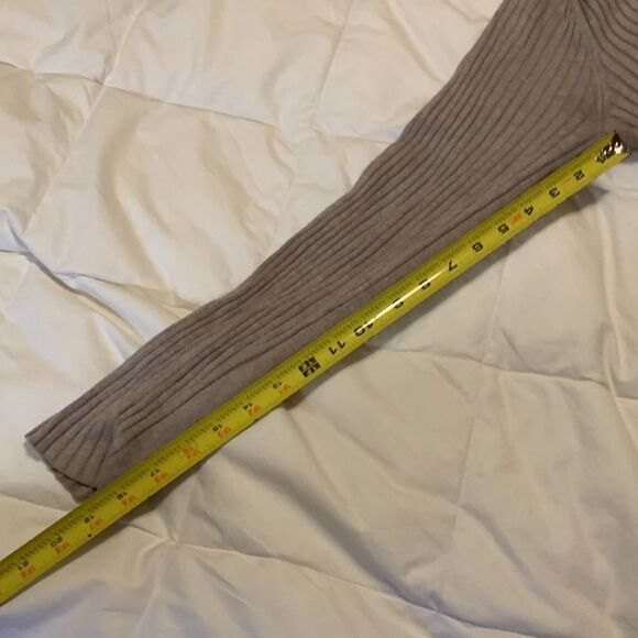 EXPRESS, long sleeve zip up sweater top, great condition, poly/rayon/spandex, S - Picture 10 of 12